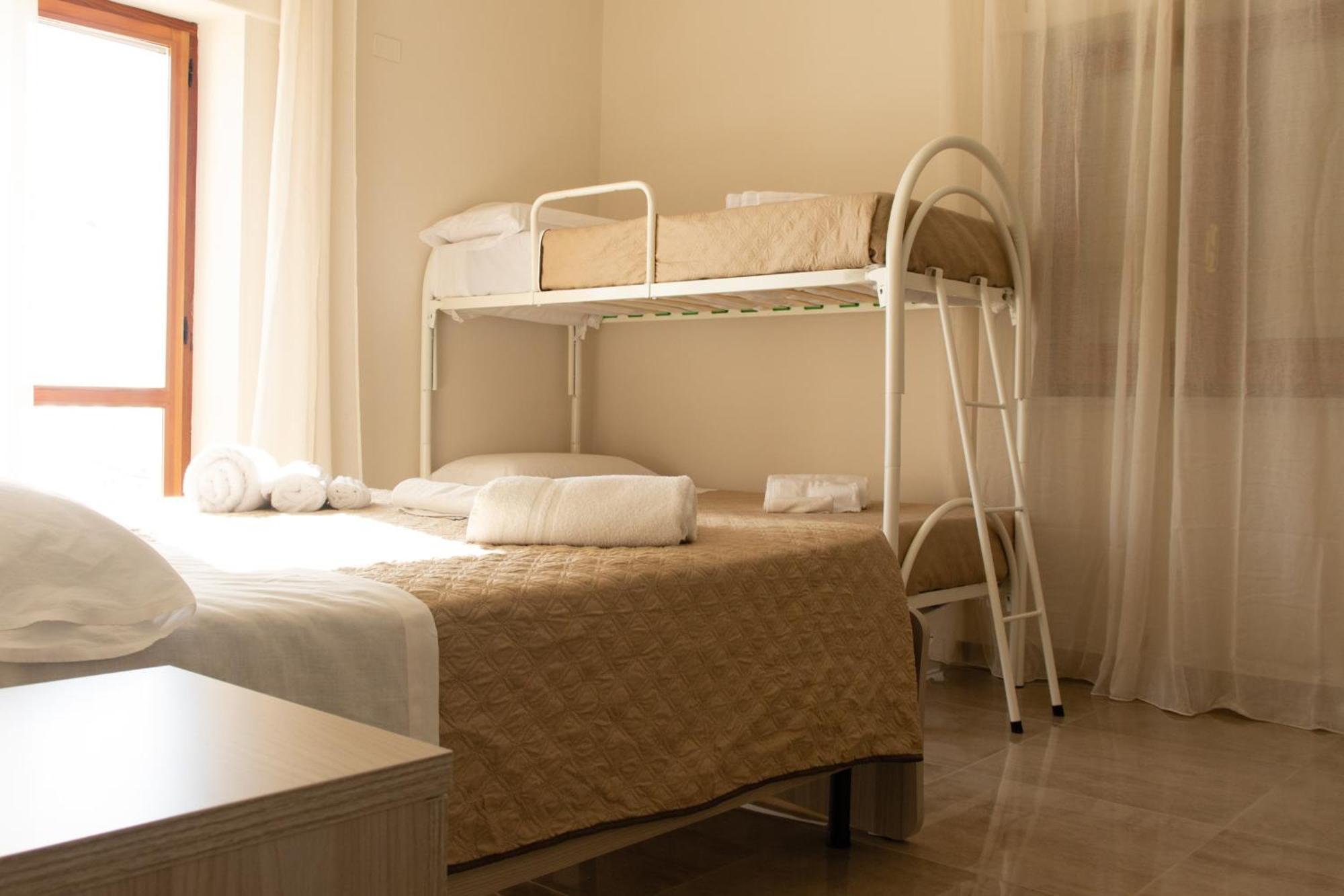 Bed & Breakfast Nonno Gigi - Falerna Marina Buitenkant foto